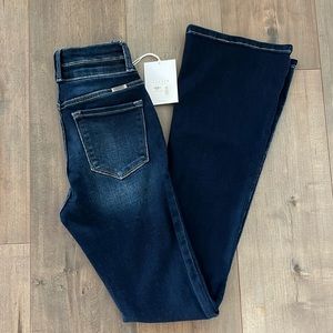 KanCan stretch flare high rise jeans. Size 3/25